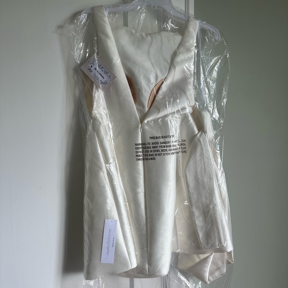 Watters Ivory Short Bridal Dress with Bow Back - Picture 4 of 6